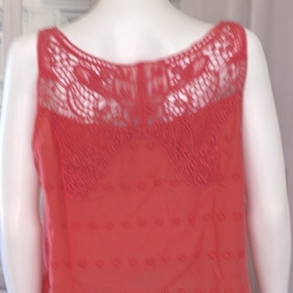 AVENUE Sleeveless Lace & Embroidered Pink Top. Size 14/16. P2/A2122 - Picture 3 of 4